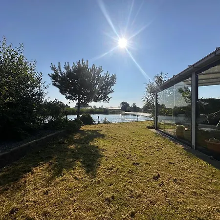 Alpstuga Klein Thuis Aan Het Water Molenschot